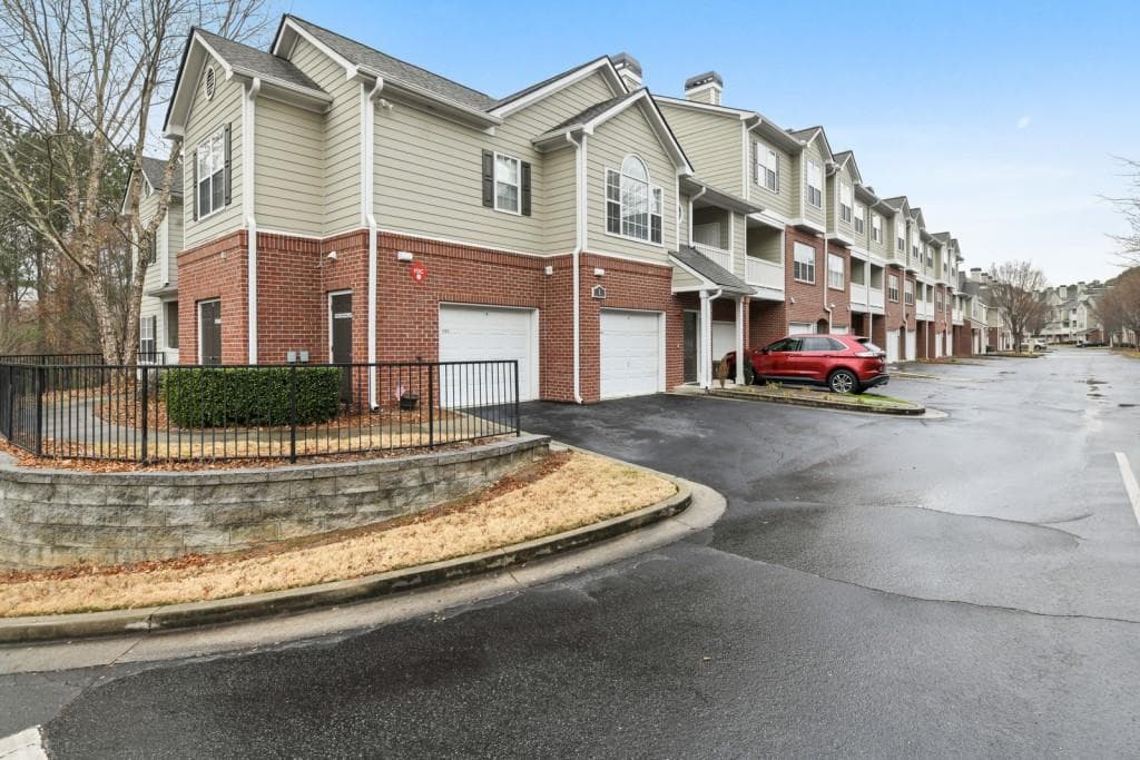 1105 Woodland Lane, Alpharetta, GA 30009 — most recent listing photo