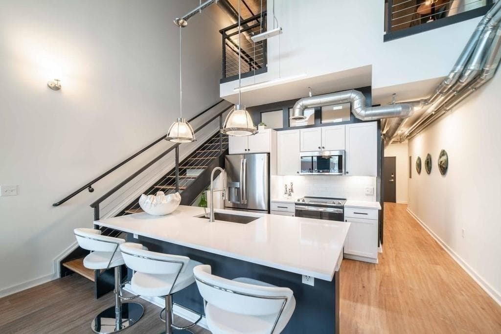 2 bedroom, 2 bathroom, 1,328 sq ft townhouse sold at 260 18th Street 10224, Atlanta, GA 30363