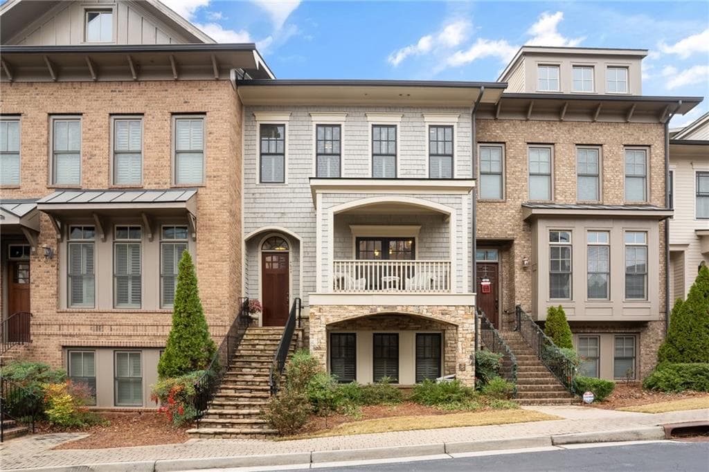 3 bedroom, 4 bathroom, 2,808 sq ft townhouse sold at 4624 Pine Street, Smyrna, GA 30080