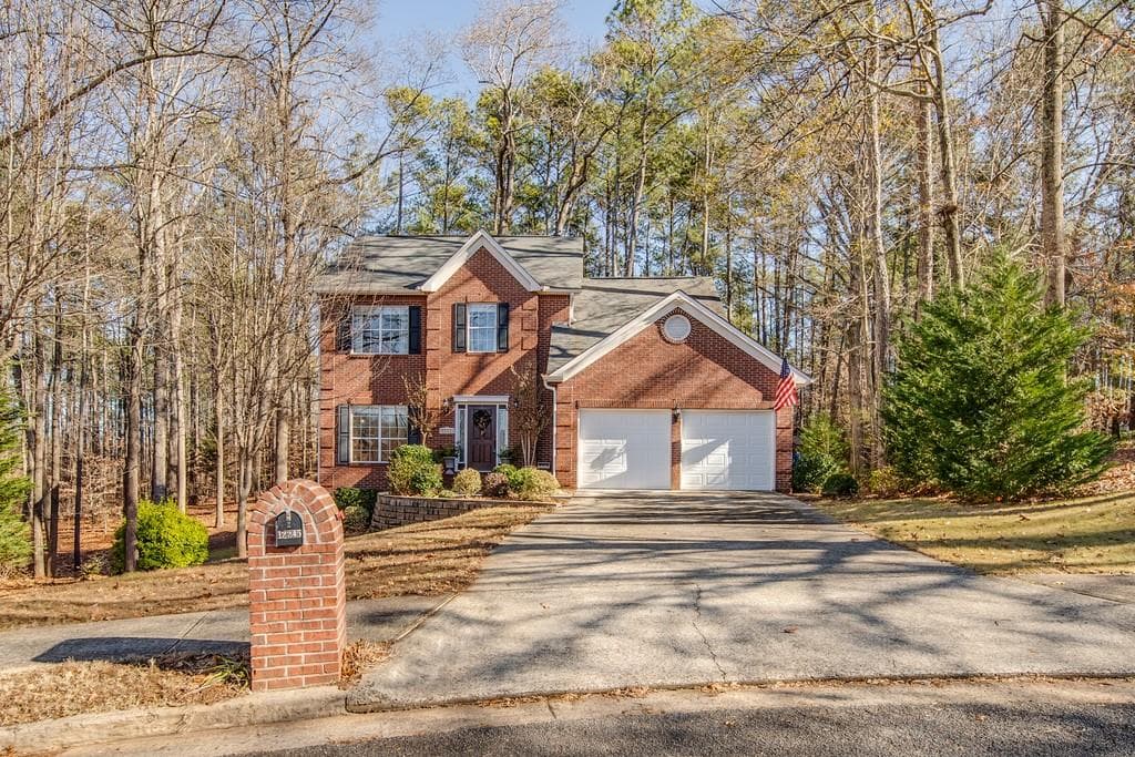 4 bedroom, 3 bathroom, 2,886 sq ft single family residence sold at 12245 GREENMONT Walk, Alpharetta, GA 30009