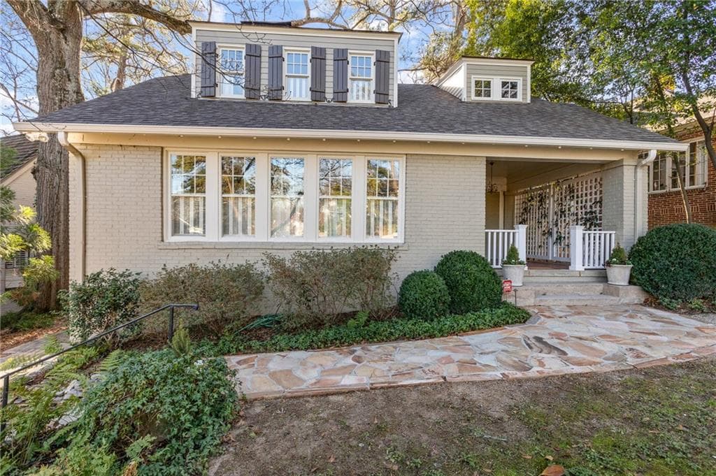 4 bedroom, 4 bathroom, 2,603 sq ft single family residence sold at 301 Beverly Road, Atlanta, GA 30309