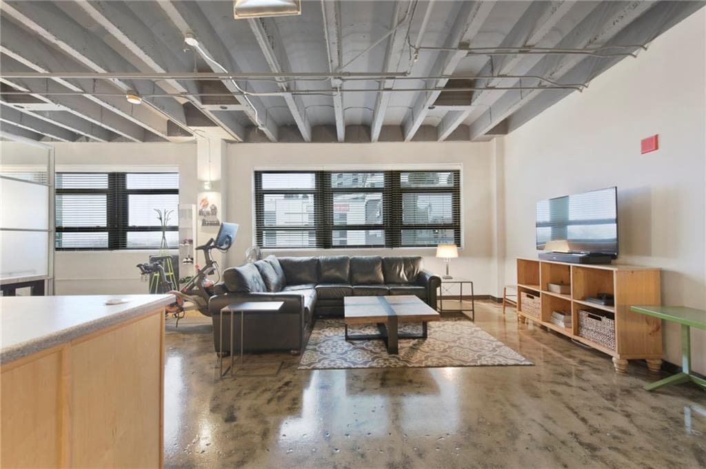 1 bedroom, 1 bathroom, 1,136 sq ft condominium sold at 878 Peachtree Street 505, Atlanta, GA 30309