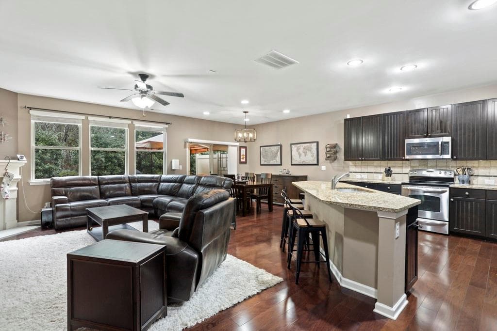 1574 Lenox Overlook Road 1574, Brookhaven, GA 30329 — most recent listing photo