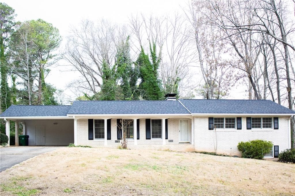 4372 Langdon Dr, Decatur, GA 30035 — most recent listing photo