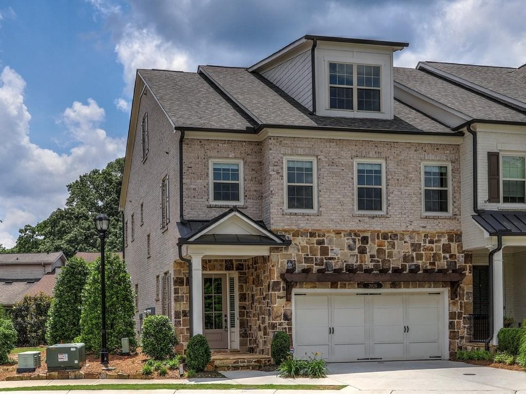 3926 Cliffmont Circle, Marietta, GA 30068 — most recent listing photo