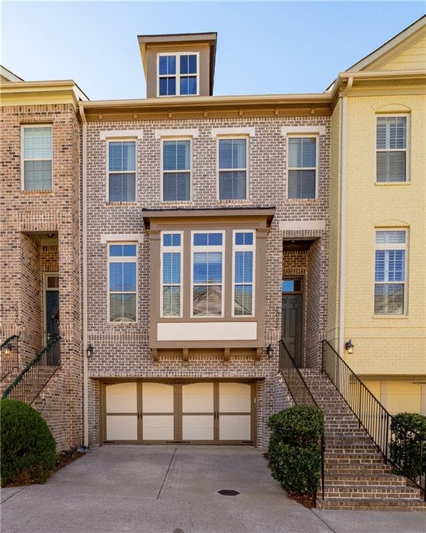 3 bedroom, 4 bathroom, 2,621 sq ft townhouse sold at 2092 Silas Way, Atlanta, GA 30318