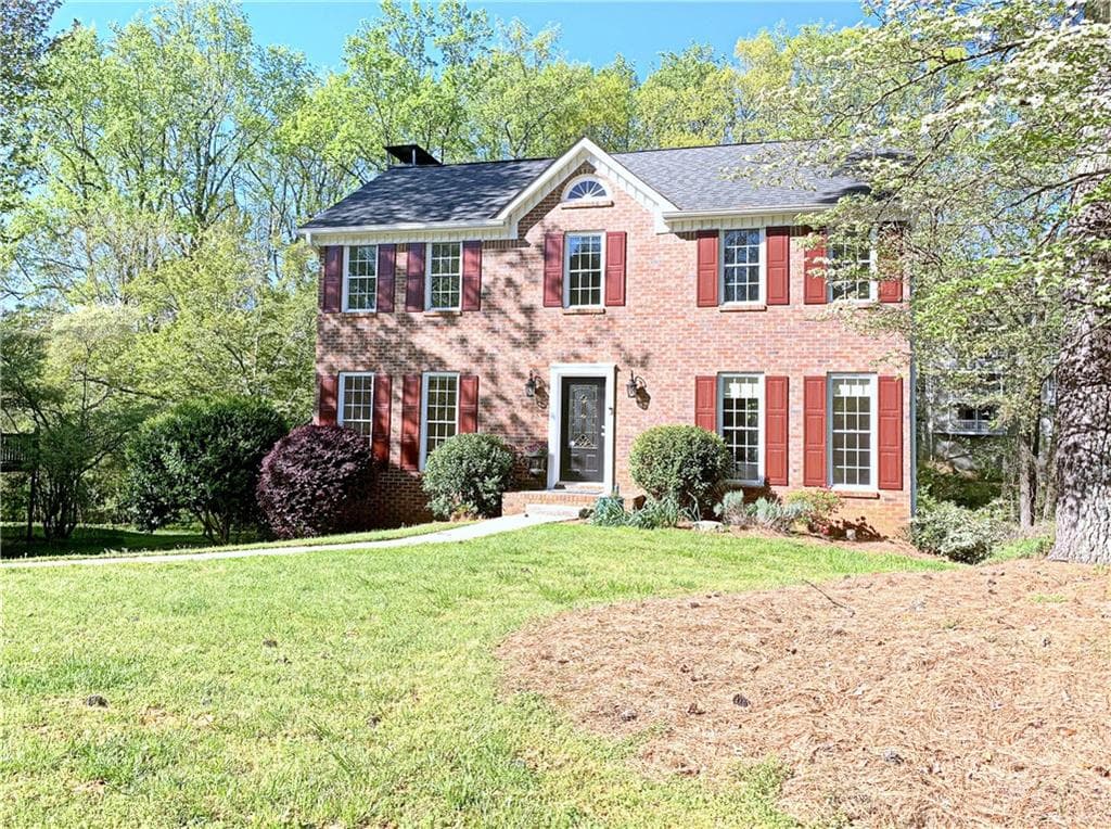 215 SOFTWOOD Circle, Roswell, GA 30076 — most recent listing photo