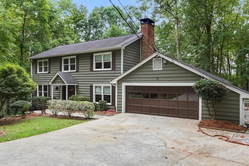 4 bedroom, 3 bathroom single family residence sold at 365 THORNWOOD Drive, Sandy Springs, GA 30328