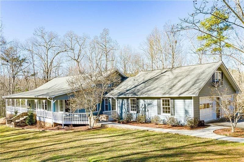 7 bedroom, 6 bathroom, 7,933 sq ft single family residence sold at 4034 Oak Hill Road, Douglasville, GA 30135