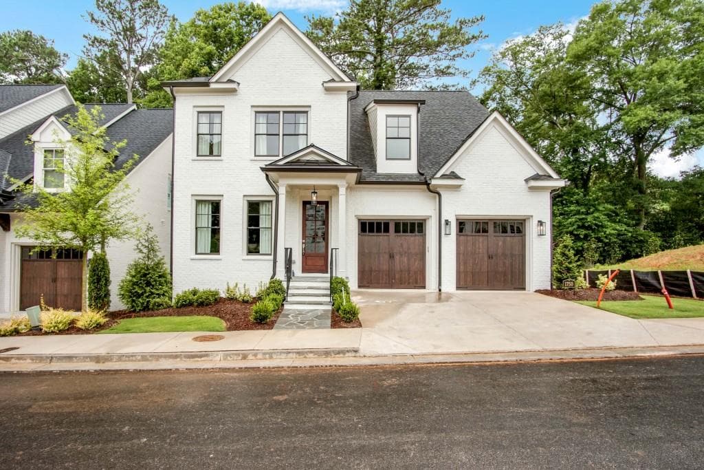 4 bedroom, 4 bathroom, 3,591 sq ft single family residence sold at 1750 Barclay Close, Atlanta, GA 30318