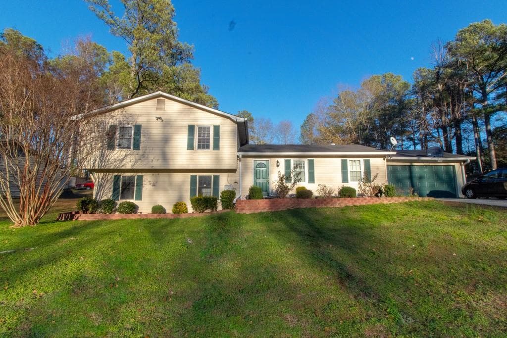 2898 PARKWOOD Road, Snellville, GA 30039 — most recent listing photo
