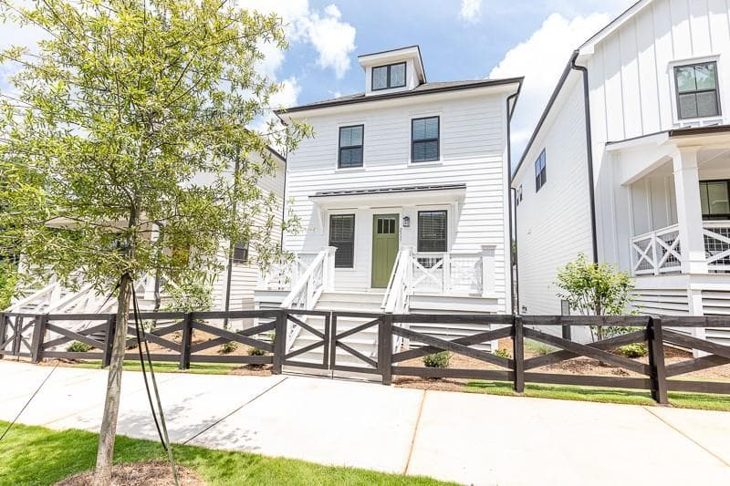 4 bedroom, 4 bathroom, 2,412 sq ft single family residence sold at 2337 SE Rover Court, Atlanta, GA 30317