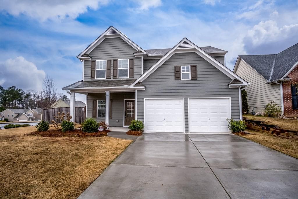 4 bedroom, 3 bathroom, 1,779 sq ft single family residence sold at 17 Crown Drive, Dallas, GA 30132