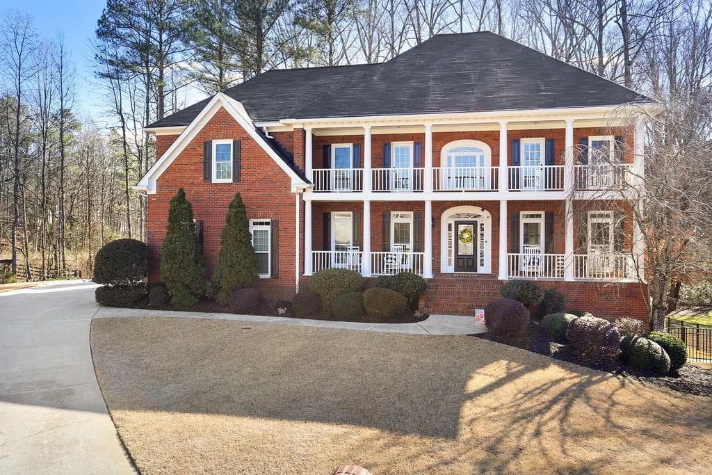 6 bedroom, 6 bathroom, 5,719 sq ft single family residence sold at 235 Welford Trace, Alpharetta, GA 30004