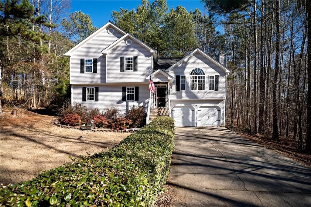 4 bedroom, 3 bathroom, 2,168 sq ft single family residence sold at 121 Greatwood Drive, White, GA 30184