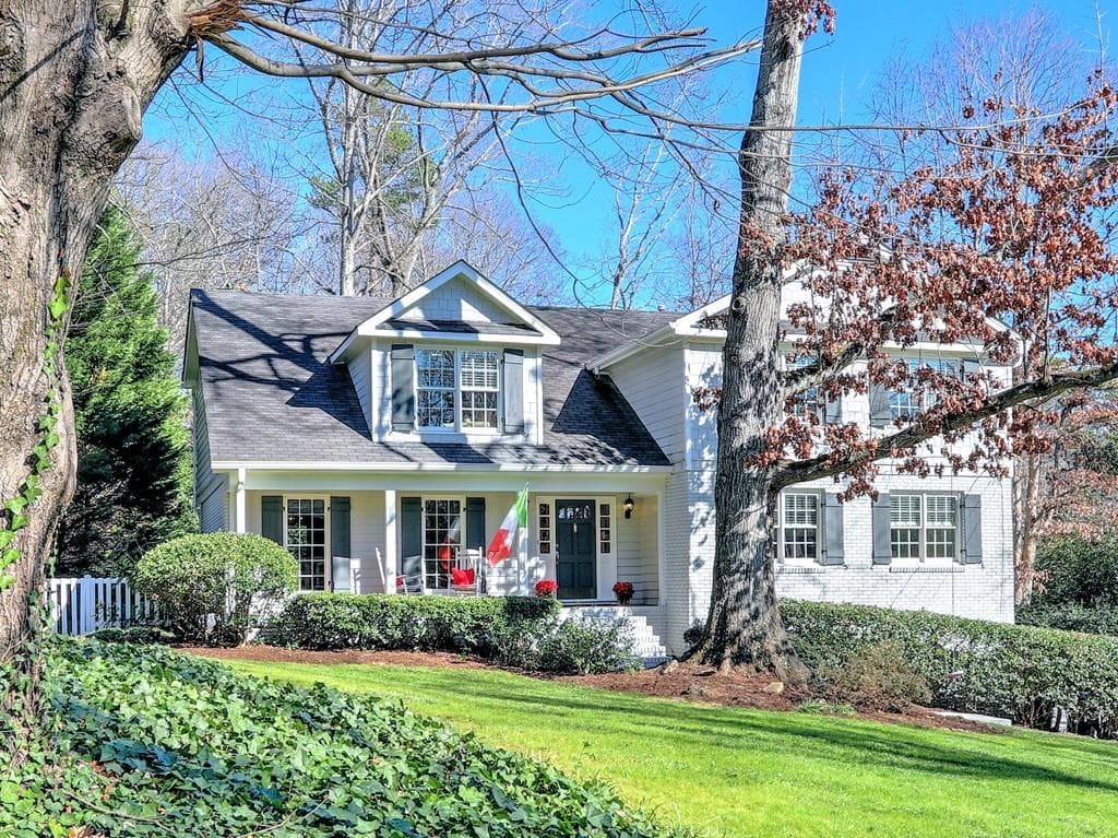 460 Wyncourtney Drive, Sandy Springs, GA 30328 — most recent listing photo