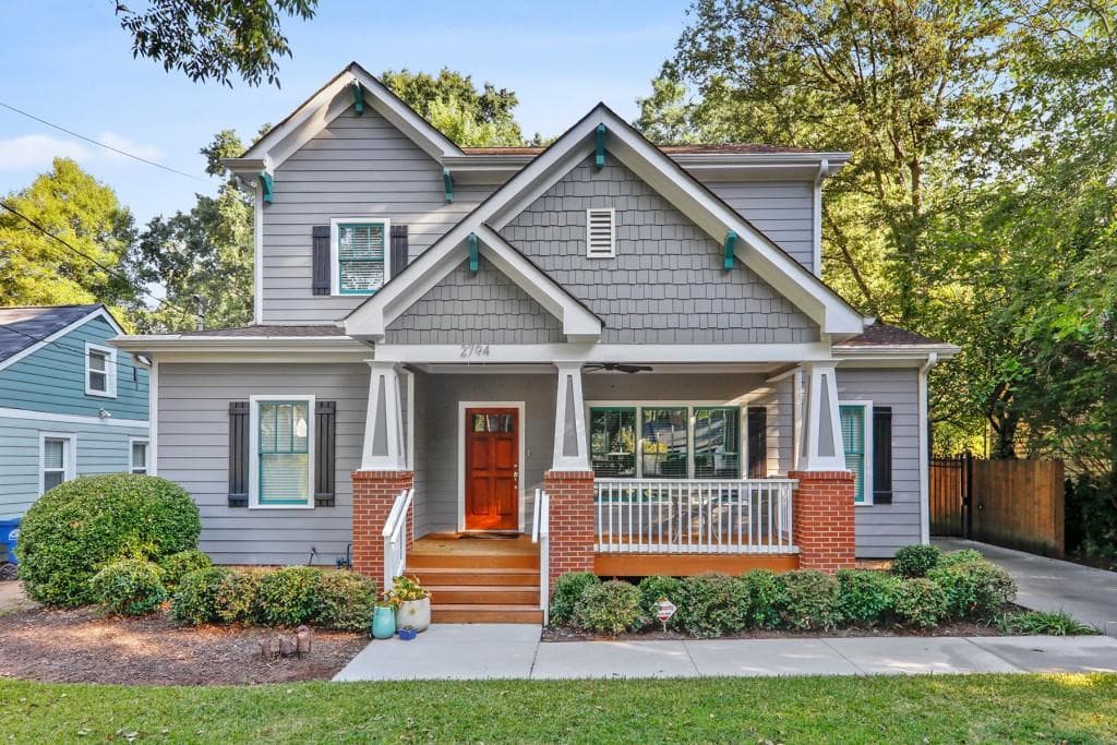 3 bedroom, 3 bathroom, 1,992 sq ft single family residence sold at 2794 Hosea L Williams Drive, Atlanta, GA 30317