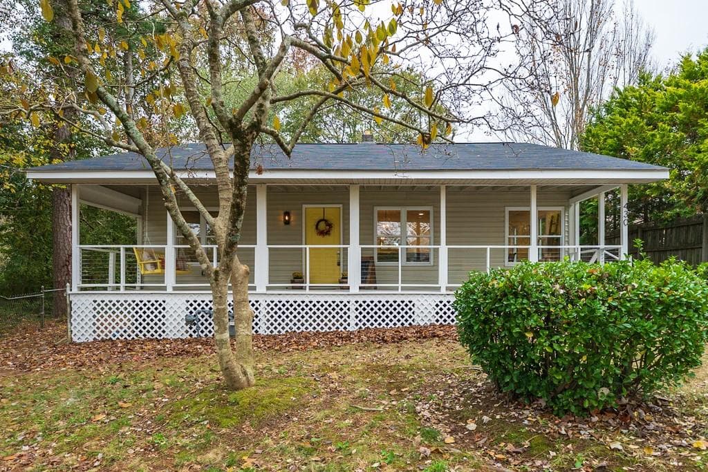 430 CHATTAHOOCHEE Street, Roswell, GA 30075 — most recent listing photo