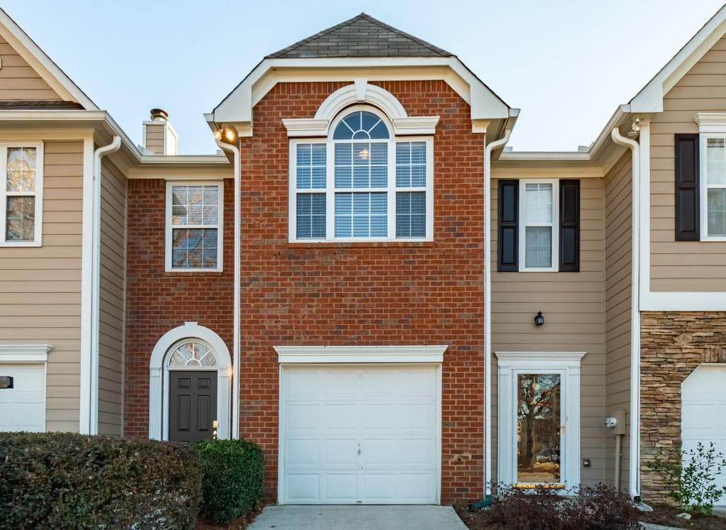 212 PARKGREEN Road, Lawrenceville, GA 30044 — most recent listing photo