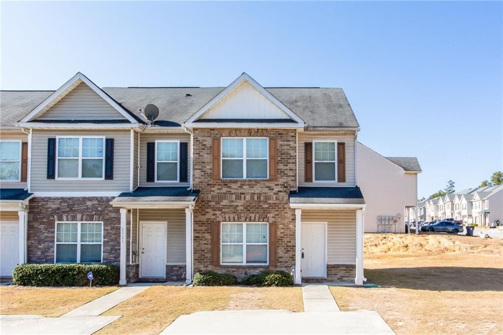 2319 Bigwood Trail, Atlanta, GA 30349 — most recent listing photo