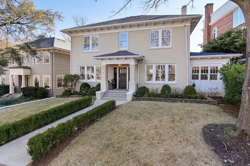 4 bedroom, 4 bathroom, 3,800 sq ft single family residence sold at 1045 Hudson Drive, Atlanta, GA 30306