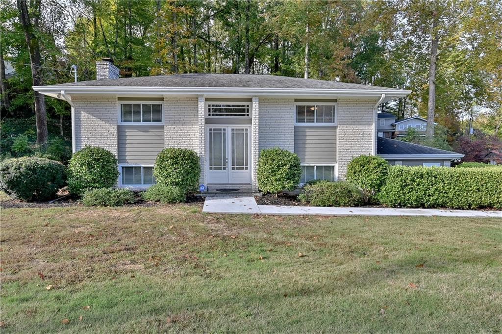 3 bedroom, 3 bathroom, 2,378 sq ft single family residence sold at 3243 Leslie Lane, Atlanta, GA 30345
