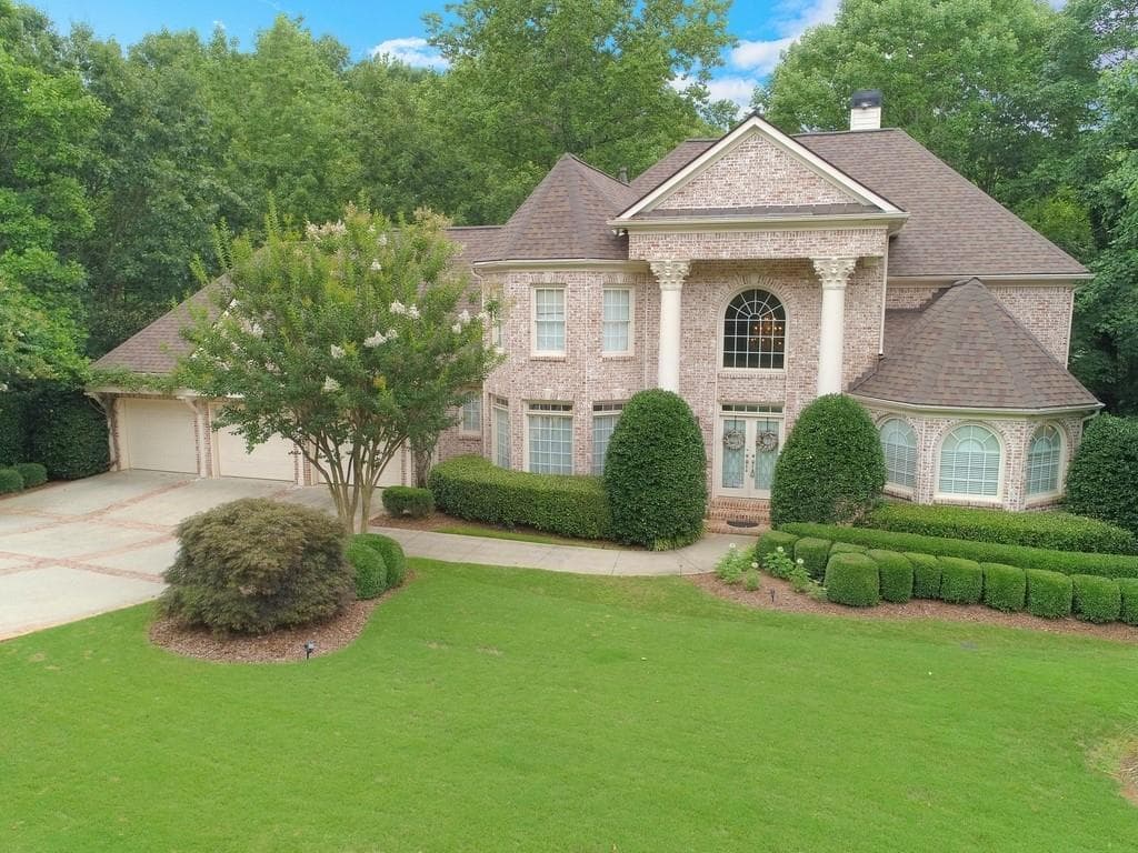 5165 Falcon Chase Lane, Sandy Springs, GA 30342 — most recent listing photo