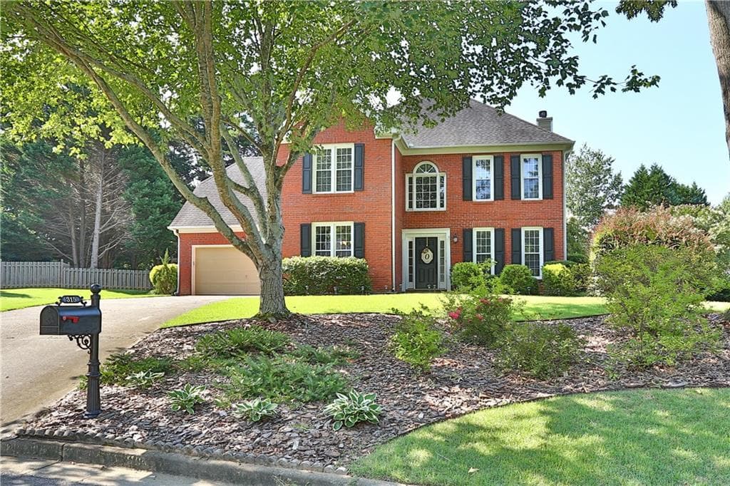 4 bedroom, 3 bathroom, 2,776 sq ft single family residence sold at 315 Creekside Drive, Alpharetta, GA 30022
