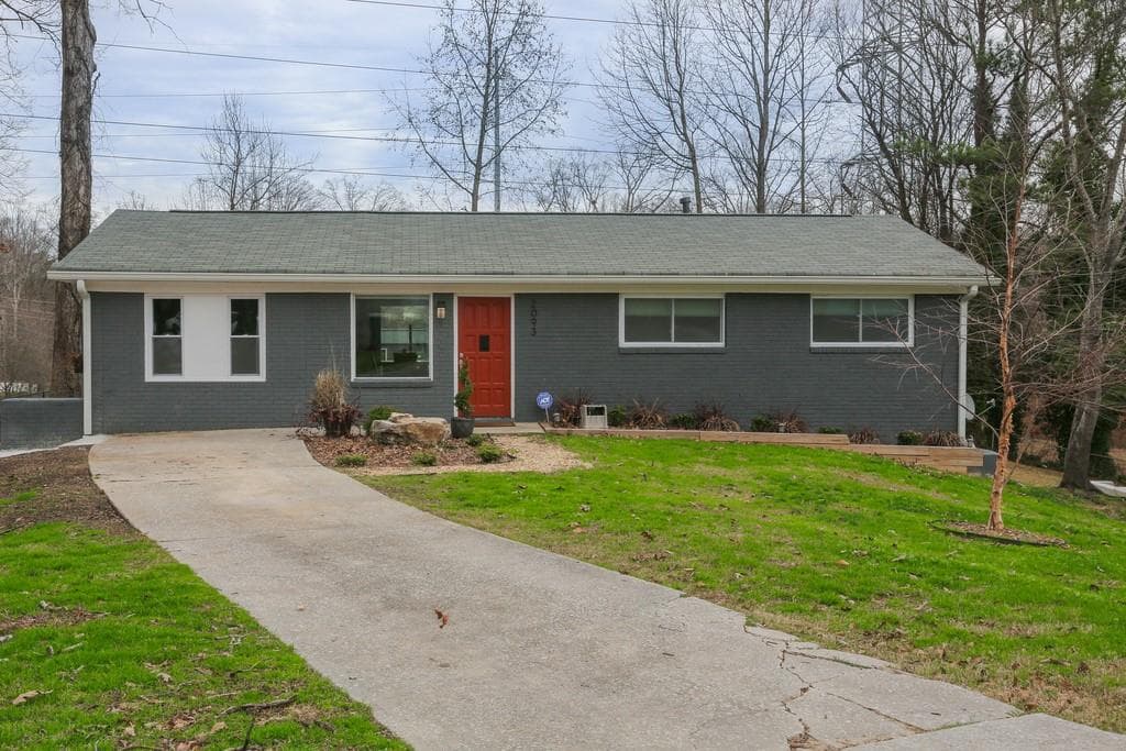 3 bedroom, 2 bathroom, 1,352 sq ft single family residence sold at 2093 CLAUDE Street, Atlanta, GA 30318
