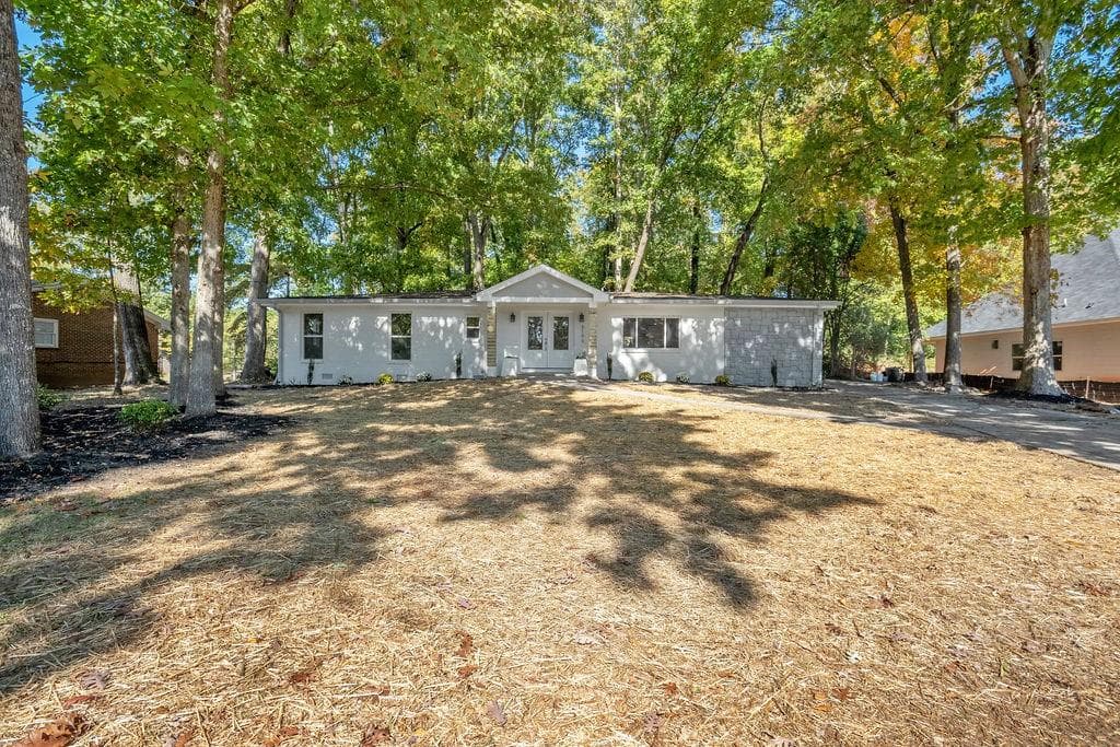 3199 Georgian Woods Circle, Decatur, GA 30034 — most recent listing photo