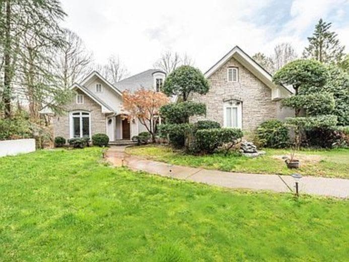 5 bedroom, 4 bathroom, 3,495 sq ft single family residence sold at 9930 Huntcliff Trace, Sandy Springs, GA 30350