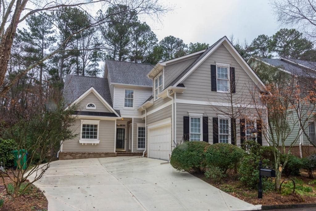 264 Ivy Glen Circle, Avondale Estates, GA 30002 — most recent listing photo