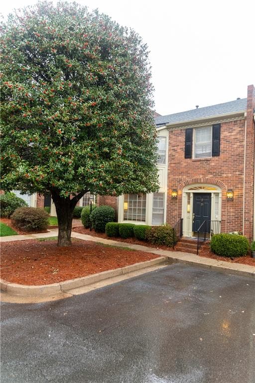 19 Howell Mill Plantation, Atlanta, GA 30327 — most recent listing photo
