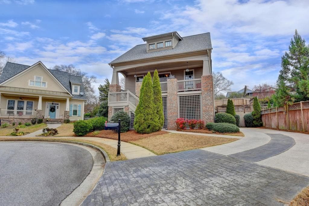 4 bedroom, 5 bathroom, 3,606 sq ft single family residence sold at 2748 Hammond Court, Smyrna, GA 30080