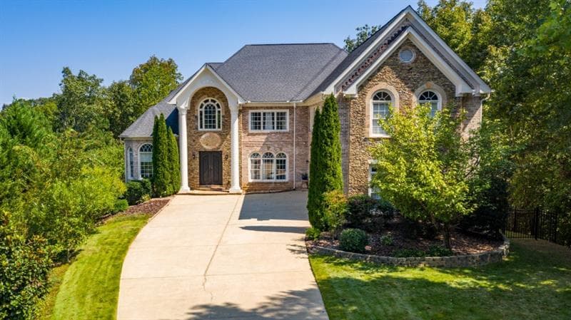 6 bedroom, 7 bathroom, 5,125 sq ft single family residence sold at 392 Lum Crowe Road, Roswell, GA 30075