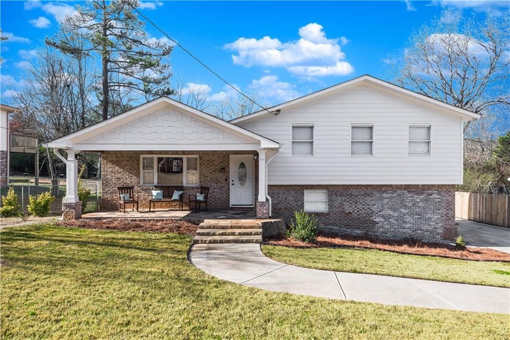 5 bedroom, 3 bathroom, 1,748 sq ft single family residence sold at 2887 Oxford Way, Duluth, GA 30096