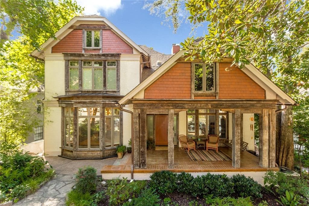 4 bedroom, 3 bathroom, 4,022 sq ft single family residence sold at 26 S Prado, Atlanta, GA 30309