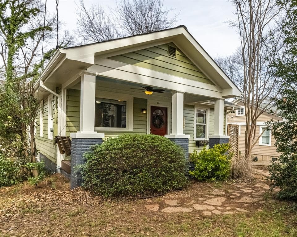 3 bedroom, 2 bathroom, 1,353 sq ft single family residence sold at 2040 Emery Place, Atlanta, GA 30317