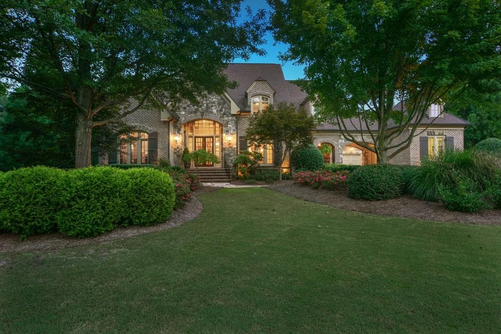 868 Middle Fork Trail, Suwanee, GA 30024 — most recent listing photo