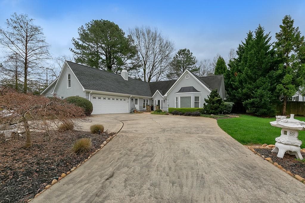 4 bedroom, 2 bathroom, 2,576 sq ft single family residence sold at 469 Timberlea Lake Drive, Marietta, GA 30067