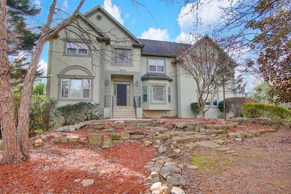 6 bedroom, 5 bathroom, 3,366 sq ft single family residence sold at 920 Brandon Ridge Drive, Roswell, GA 30075