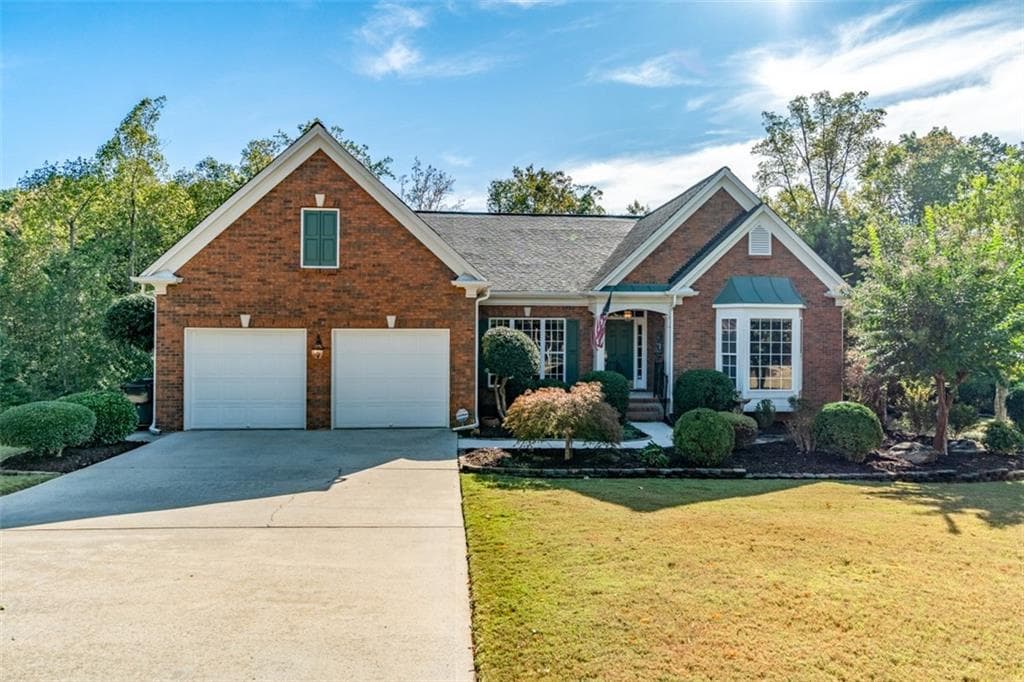 3 bedroom, 3 bathroom, 2,819 sq ft single family residence sold at 1640 Bookhout Drive, Cumming, GA 30041
