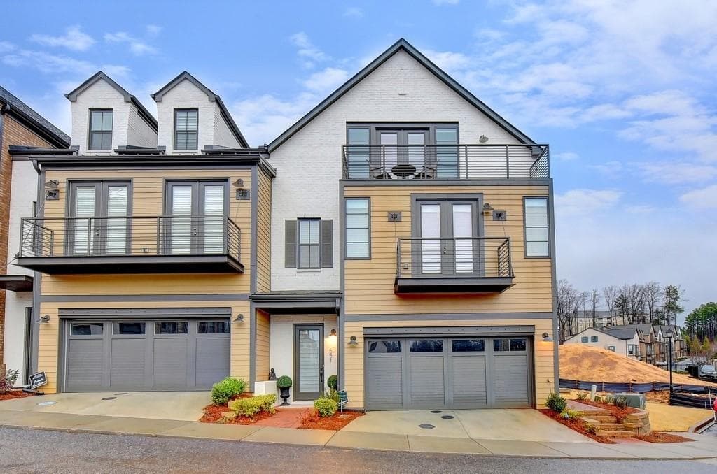 551 Verismo Way, Alpharetta, GA 30009 — most recent listing photo