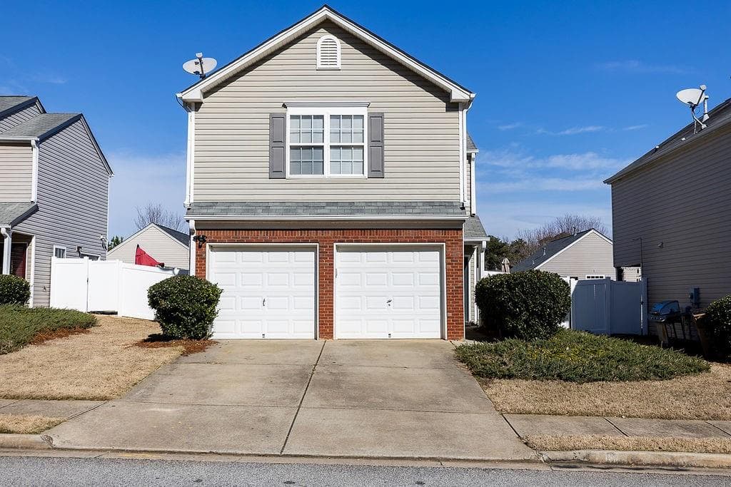 3 bedroom, 3 bathroom, 1,360 sq ft single family residence sold at 159 Oak Grove Place, Acworth, GA 30102