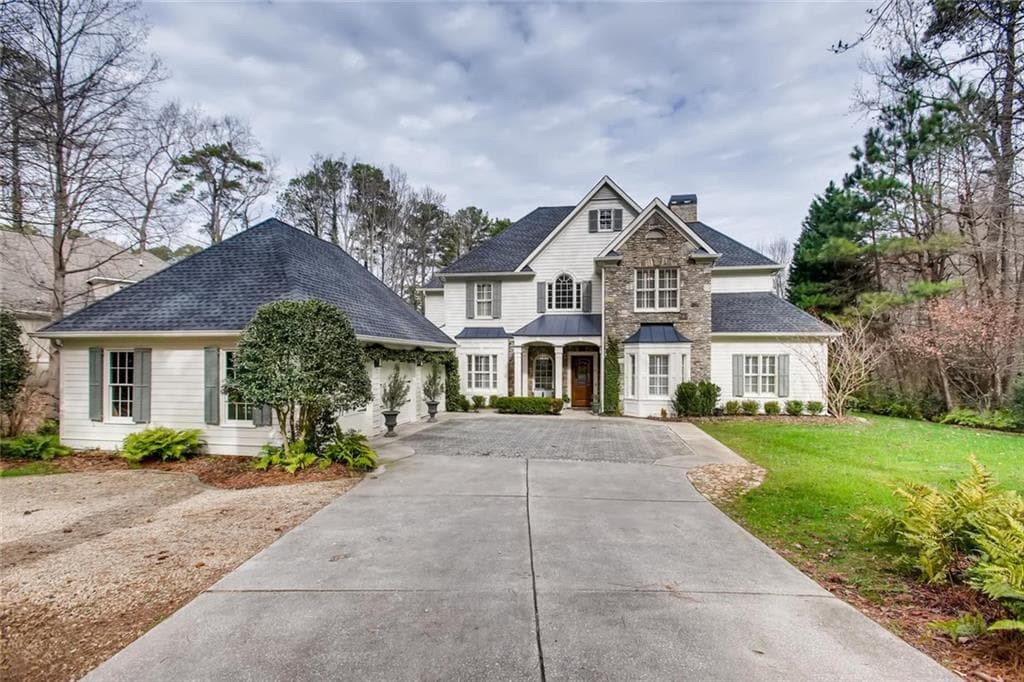 5 bedroom, 5 bathroom, 4,500 sq ft single family residence sold at 3421 Valley Vista Road, Smyrna, GA 30080