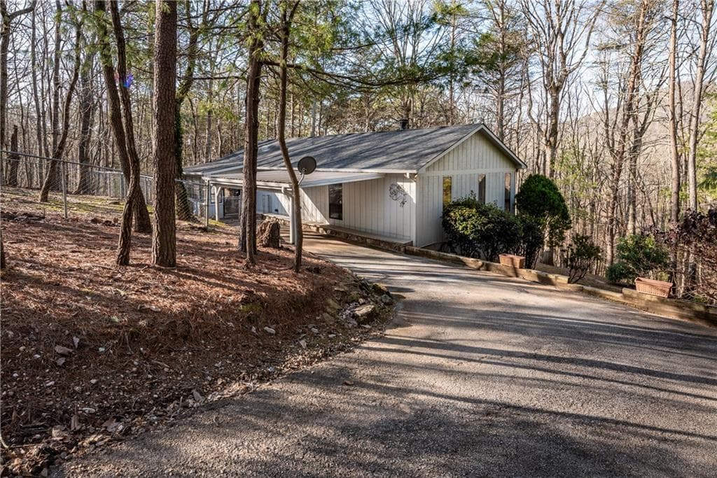 221 Sharpview Trail, Jasper, GA 30143 — most recent listing photo