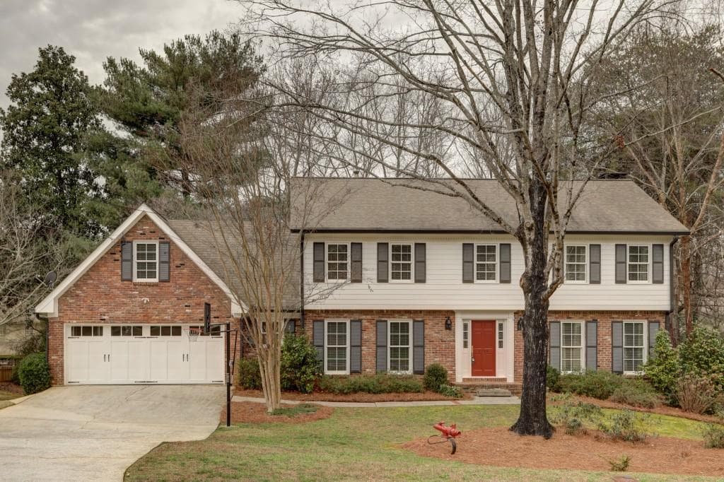 5354 Redfield Road, Dunwoody, GA 30338 — most recent listing photo