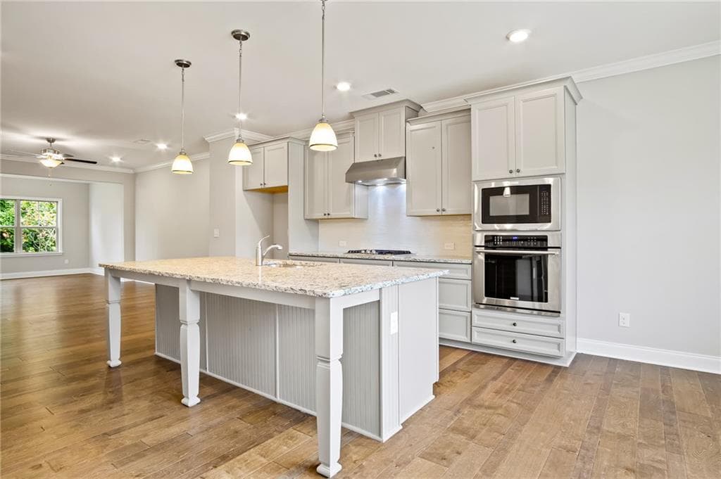 5118 Chesterfield Lane, Dunwoody, GA 30338 — most recent listing photo