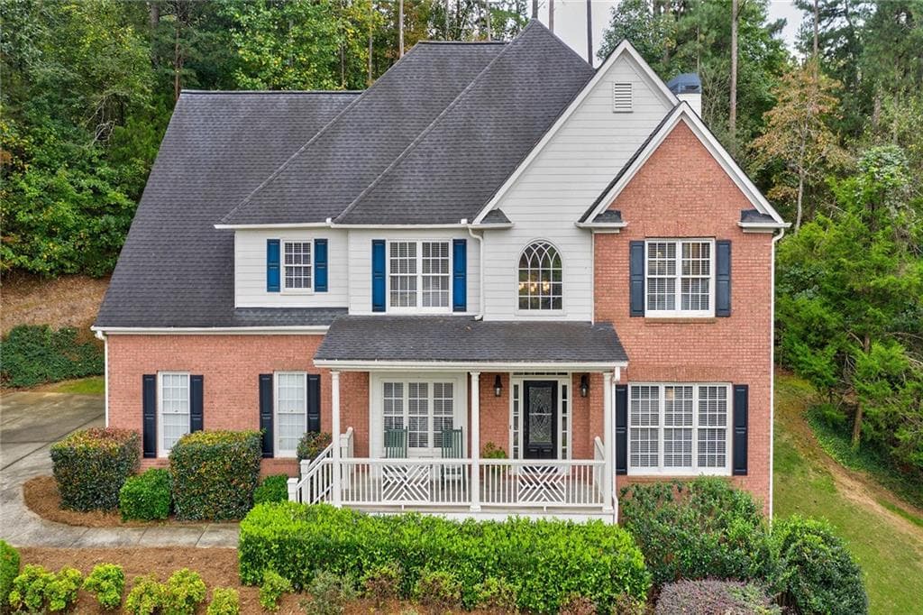 4 bedroom, 4 bathroom, 3,289 sq ft single family residence sold at 204 Carrington Estates Court, Woodstock, GA 30188
