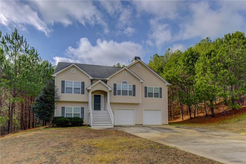 50 Sunshine Court, Newnan, GA 30263 — most recent listing photo